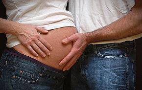 Paternità Oggi - Un uomo in attesa, prova spesso gli stessi sintomi della donna incinta