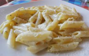 Paternit Oggi - ricetta per un primo:  pasta ai 4 formaggi, da fare al forno (semplice ed economico)