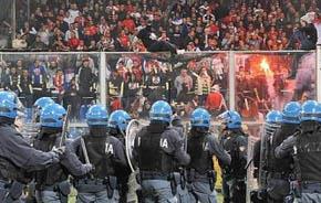 Paternit Oggi - Lettera di un pap: io, nauseato dal mio Paese non porter pi mio figlio allo stadio di calcio
