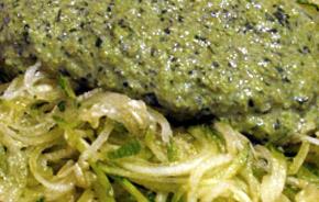 Paternit Oggi - ricetta per un primo: spaghetti in crema di zucchine (semplice ed economico)